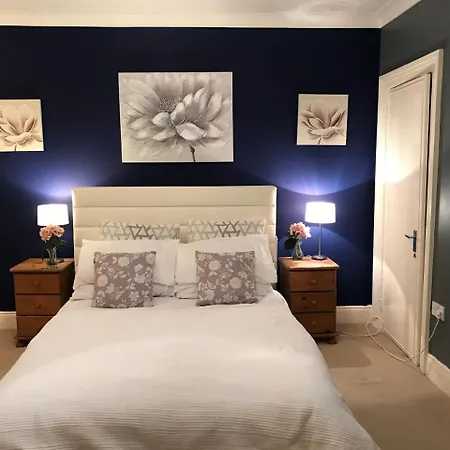 Driftwood 4 Bedrooms Holiday Holiday home *